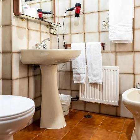 Alda Centro Ποντεβέντρα