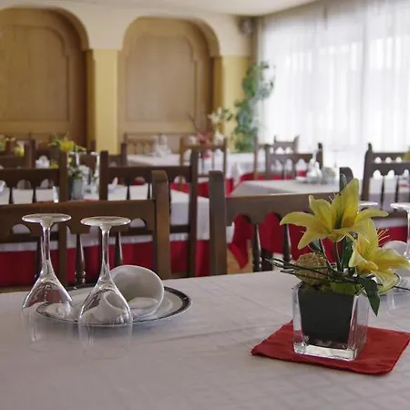 Ξενοδοχείο Alda Centro Ποντεβέντρα