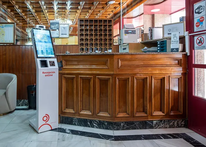 Alda Centro Отель *